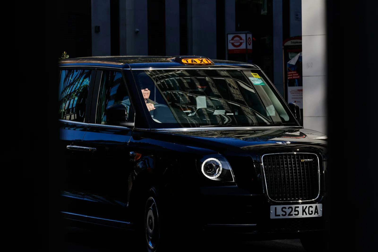 A London black cab on city streets: the drivers of these vehicles once had measurably larger hippocampi from memorizing 25,000 streets